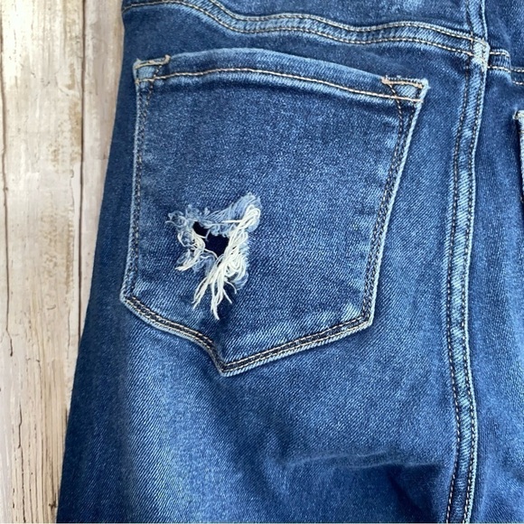 Kancan Distressed Ankle Fray Jeans - Picture 7 of 9